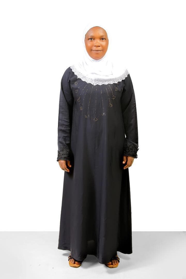 slide-1, عاملة منزلية, من اوغندا, في تخصص تنظيف المنزل, جليسة اطفال, كى الملابس - لم يسبق له/لها العمل