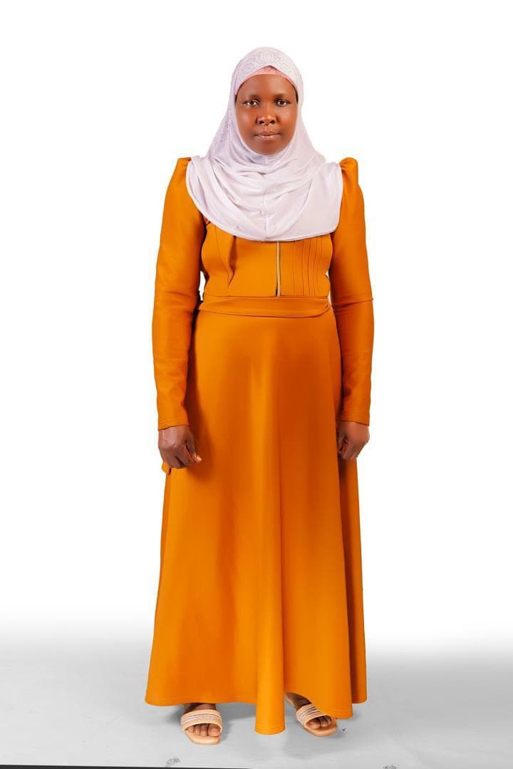 slide-1, عاملة منزلية, من اوغندا, في تخصص تنظيف المنزل, جليسة اطفال, كى الملابس - لم يسبق له/لها العمل